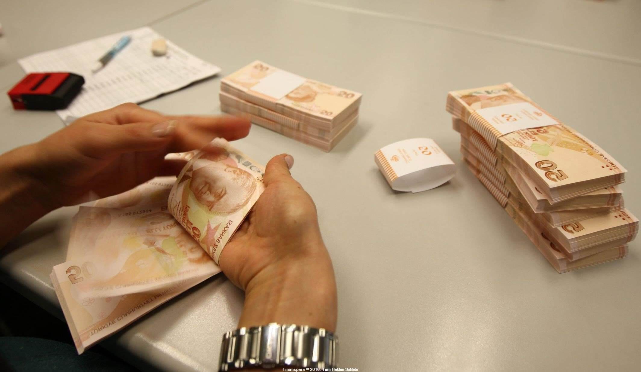 Bütçede 25,6 milyar Lira Açık