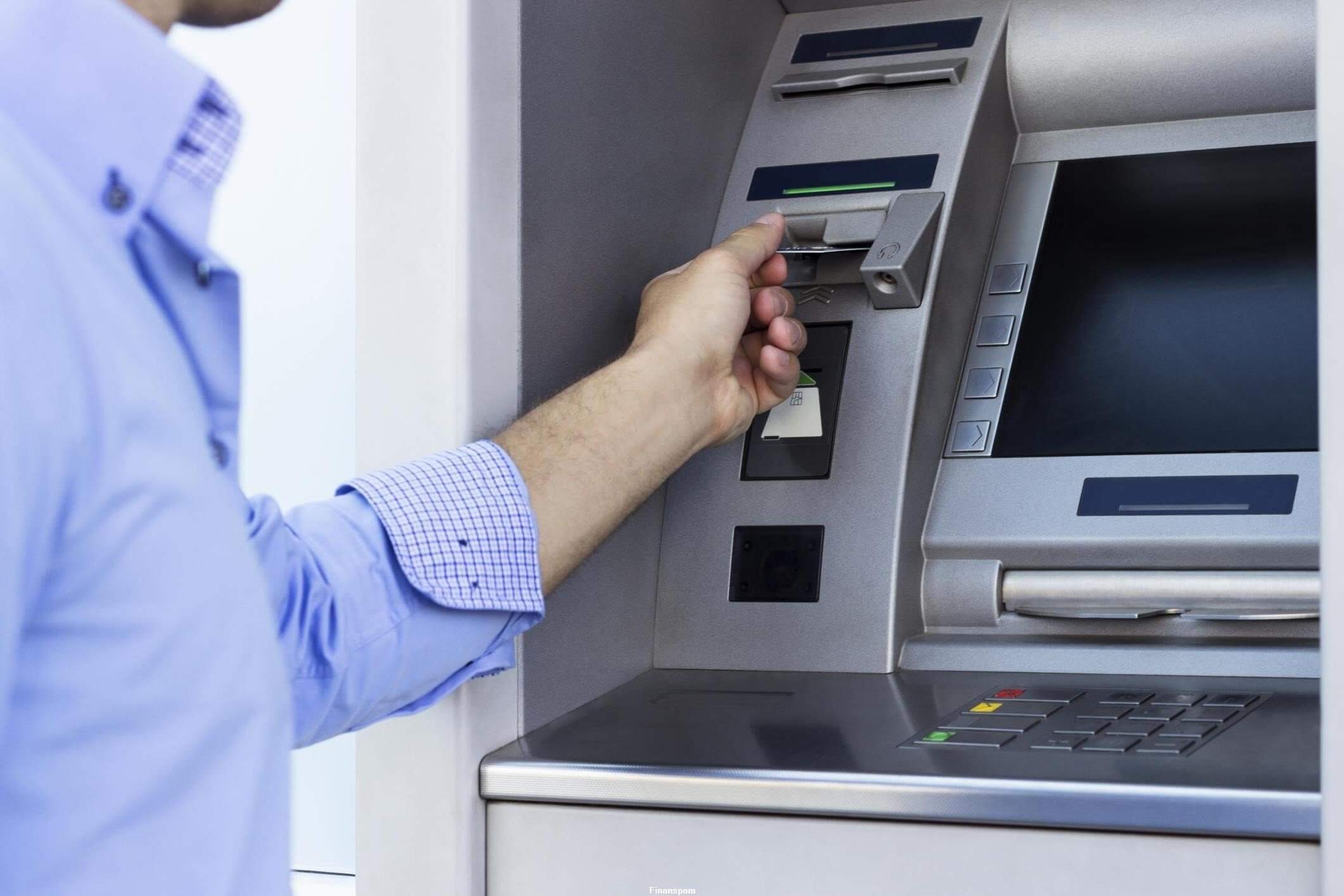 ATM’den para çekiyorsanız dikkat