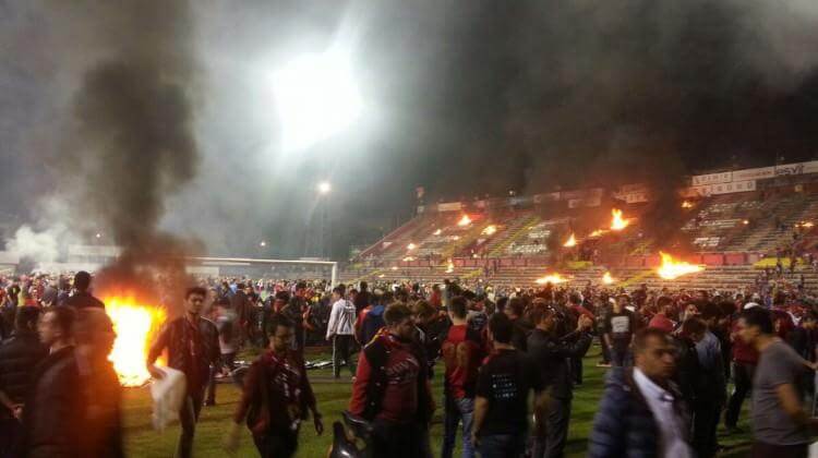 Eskişehir’de stadı yaktılar