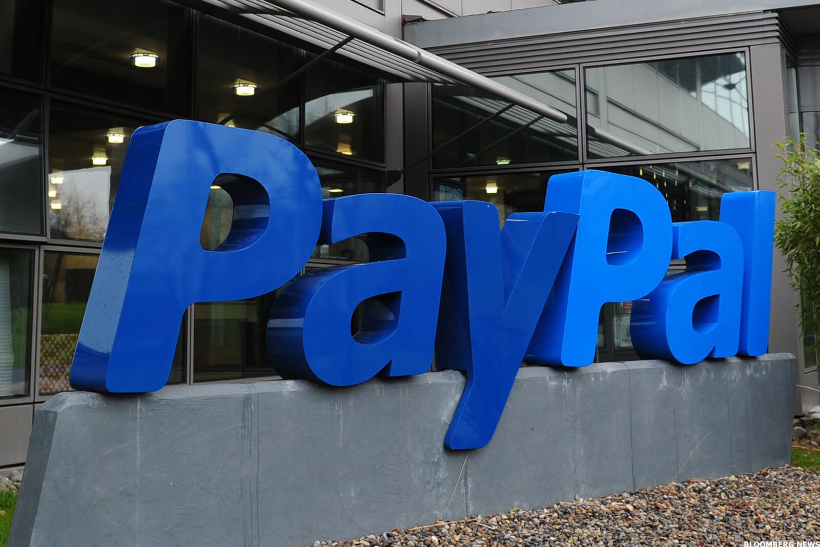 Paypal Türkiye’deki faaliyetlerini durduruyor