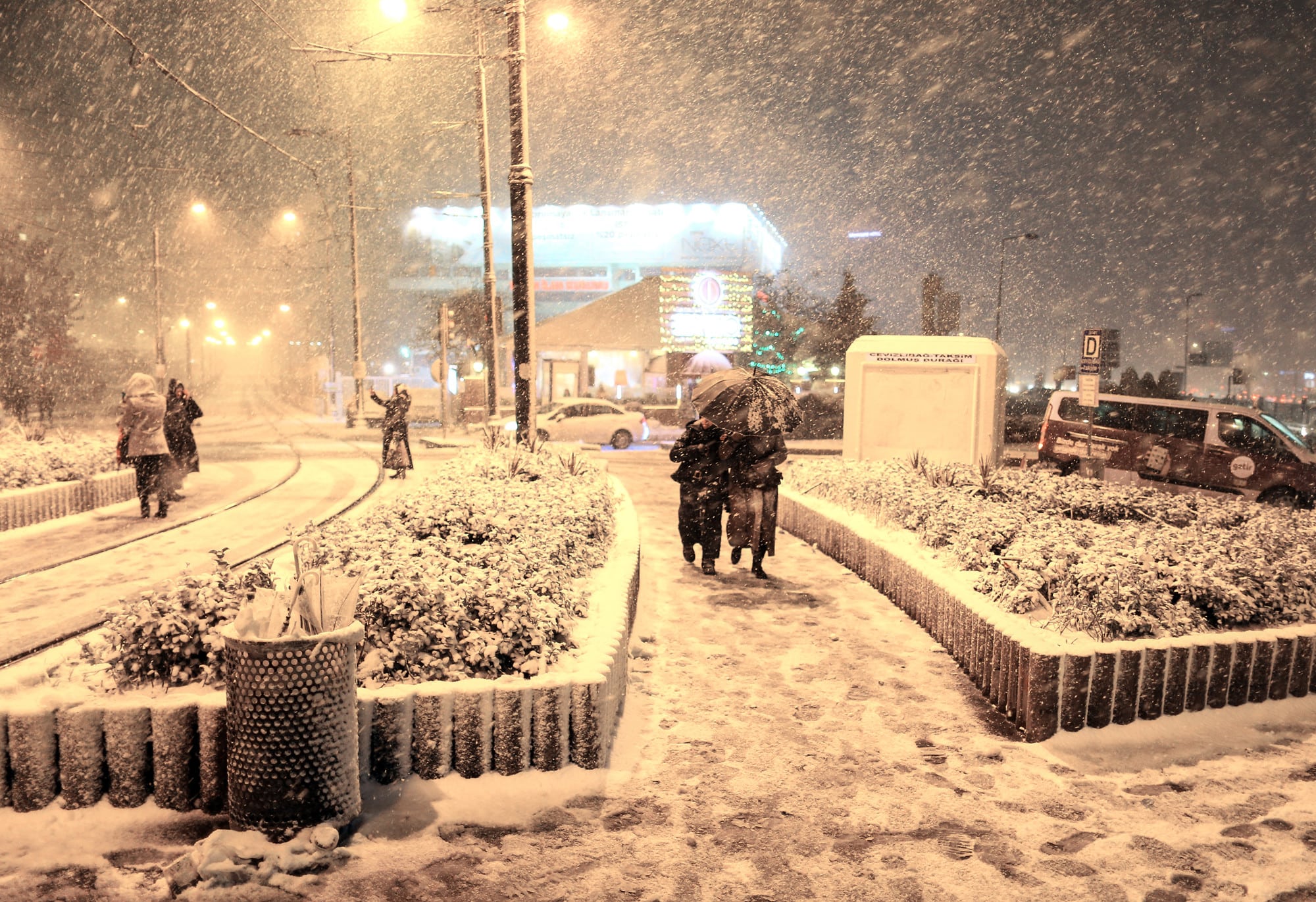 İstanbul'da kar yağışı etkili oluyor