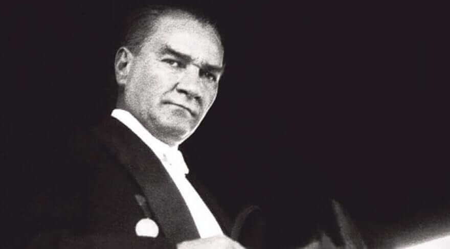 Atatürk ve Hayatı